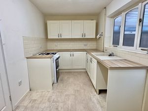 Kitchen/Diner- click for photo gallery